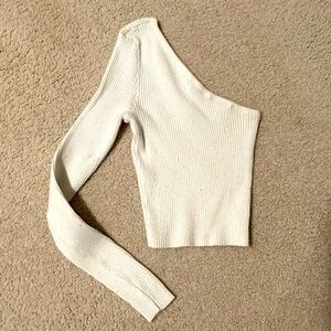White one shoulder long sleeve sweater size small